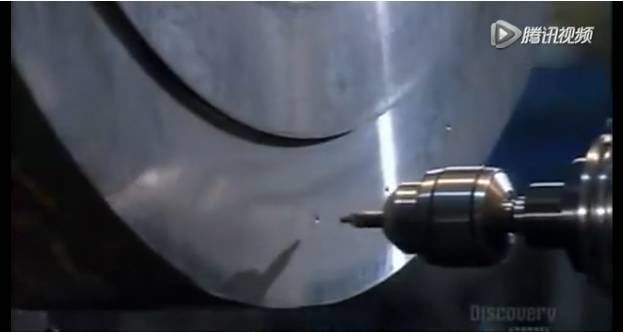 比人還大的大型閥門是怎么制造出來的?- 比人還大的大型閥門是怎么制造出來的?-